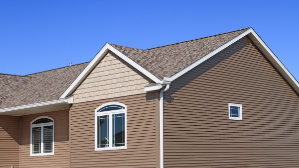 Cost of Residential Siding Service in Blue Springs