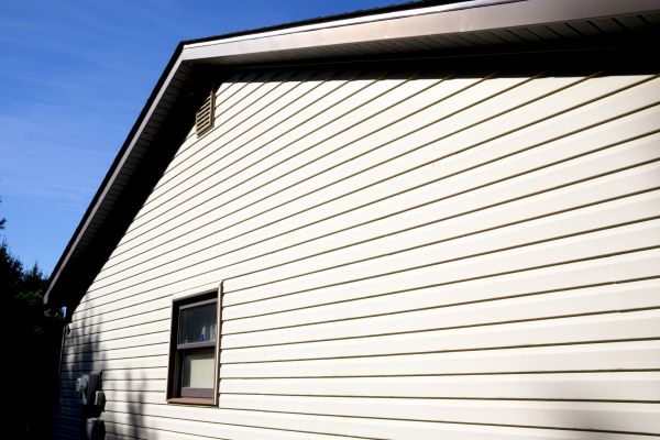 Dutch Lap Siding Installation in Blue Springs
