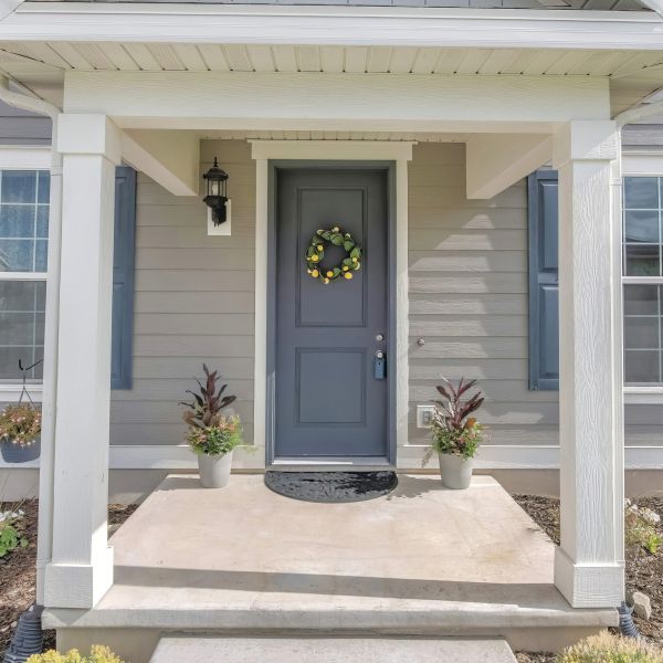 Faux Wood Siding Installation in Blue Springs