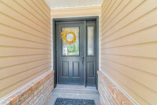 Siding Panel Repair in Blue Springs