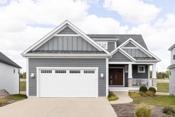 Cost of Fiber Siding Installation in Blue Springs