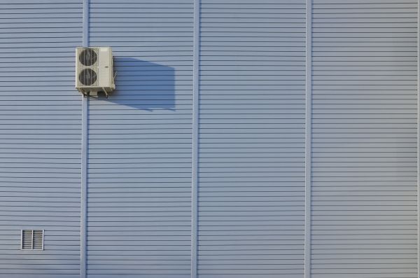 Flat Metal Siding Installation in Blue Springs