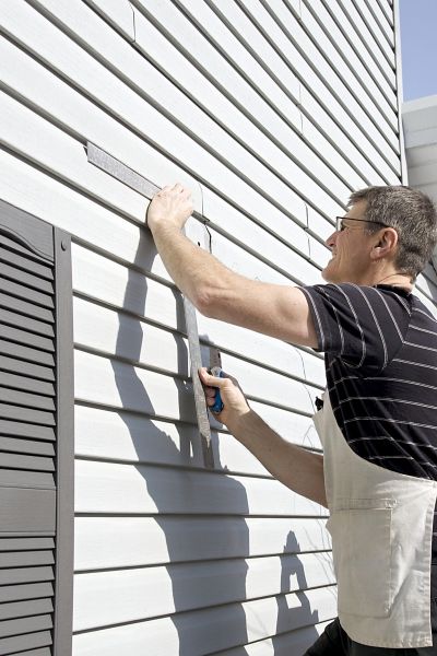 Cost of Vinyl Siding Service in Blue Springs