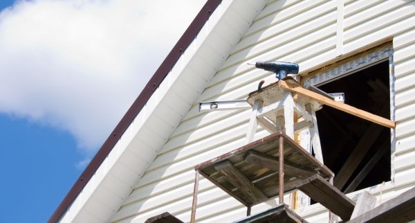 Horizontal Siding Installation in Blue Springs